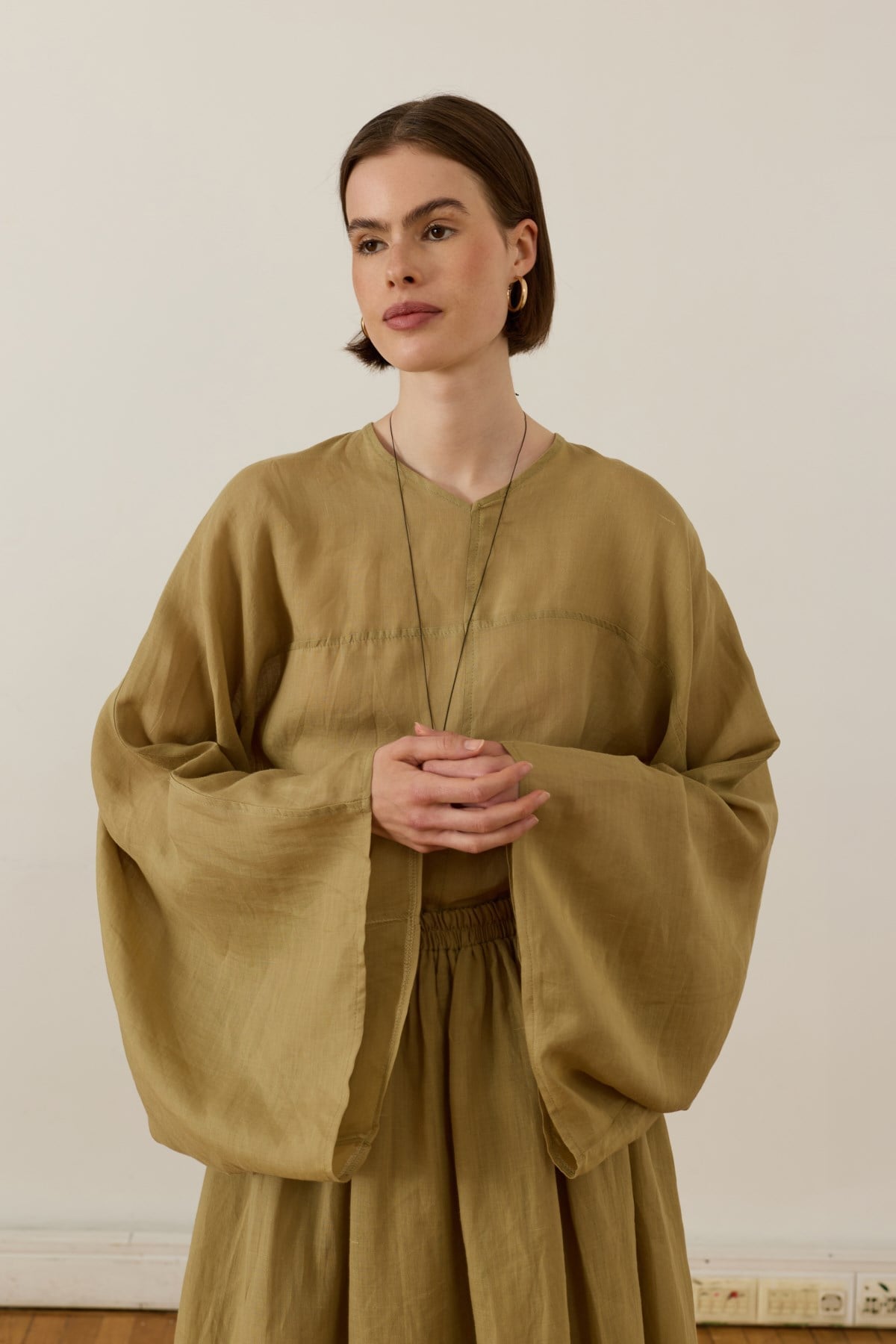 Valenne Linen Set - Olive
