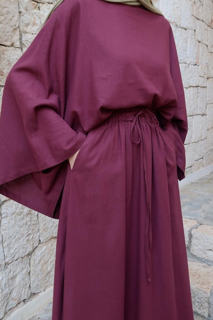 Ela Skirt in Burgundy – High Waist, Lined, Flowy Fit | Linen-Blend