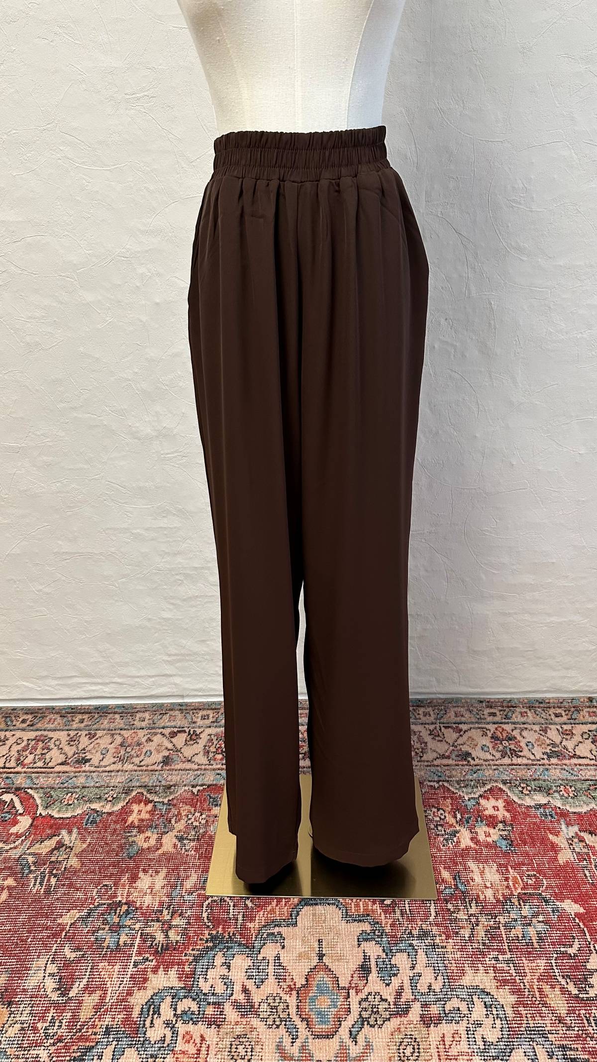Luxe 2-Piece Crepe Set - Dark Brown
