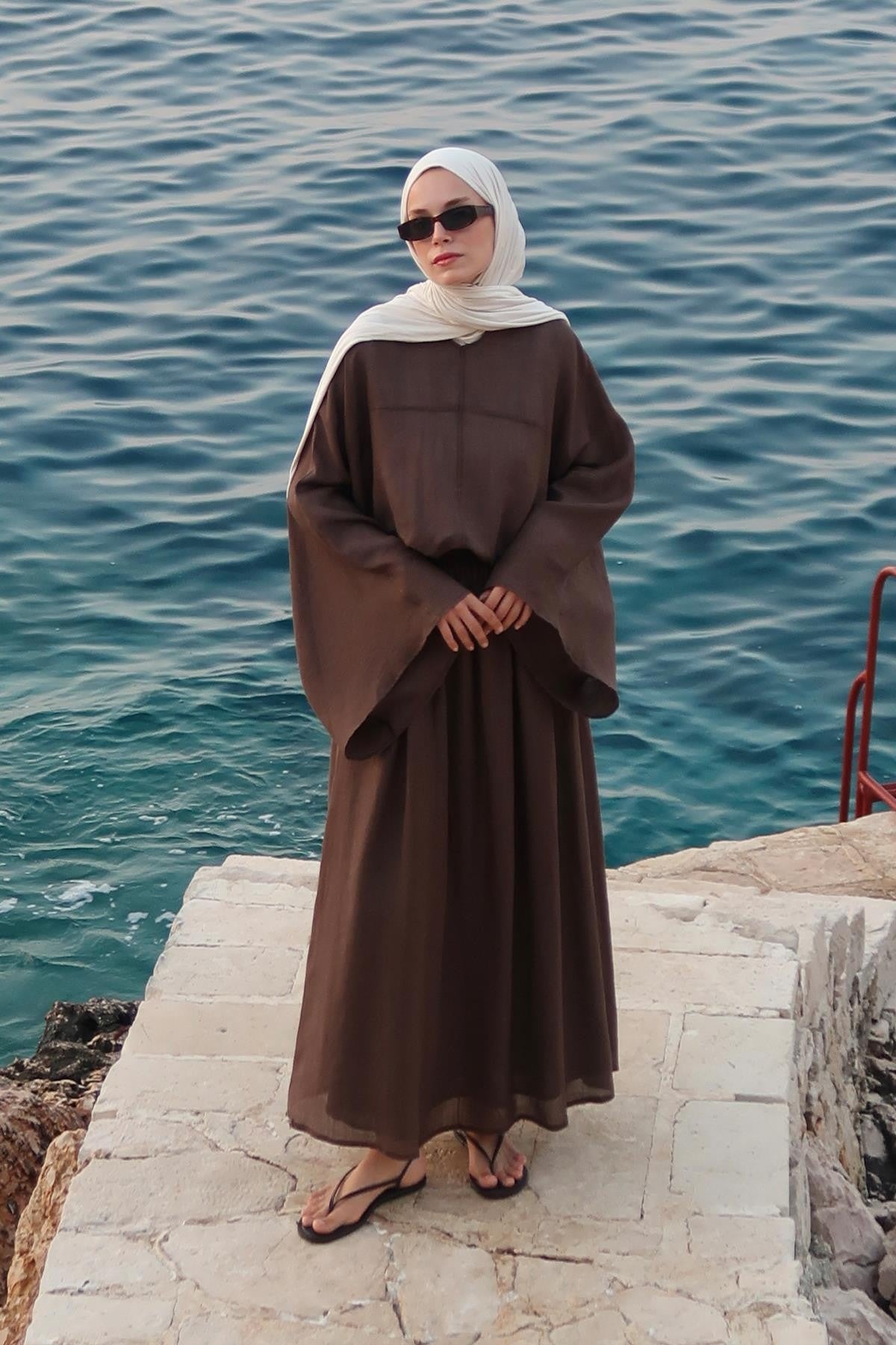 Valenne Linen Set - Brown