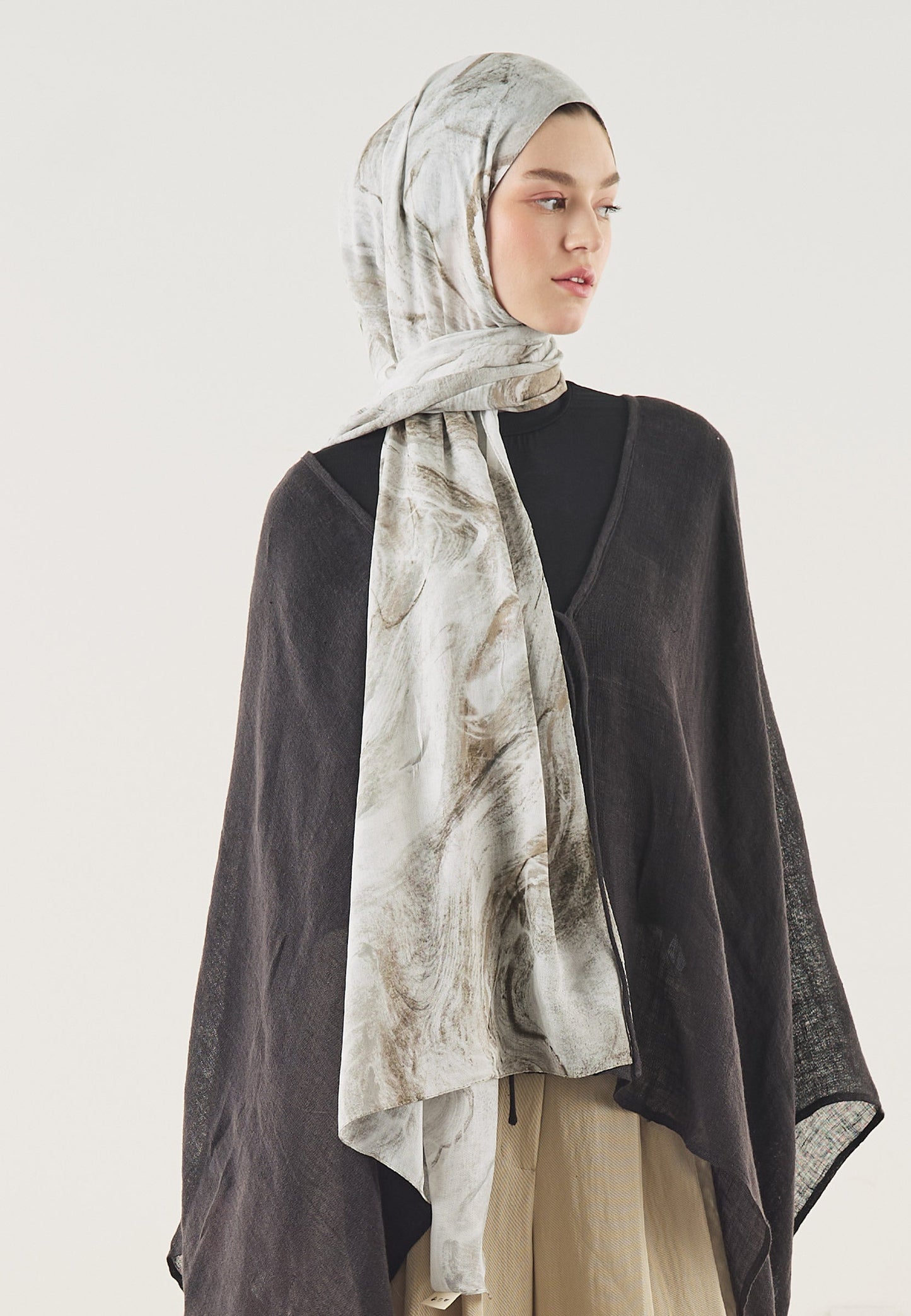Soft Lines Pattern Soft Viscose Scarf