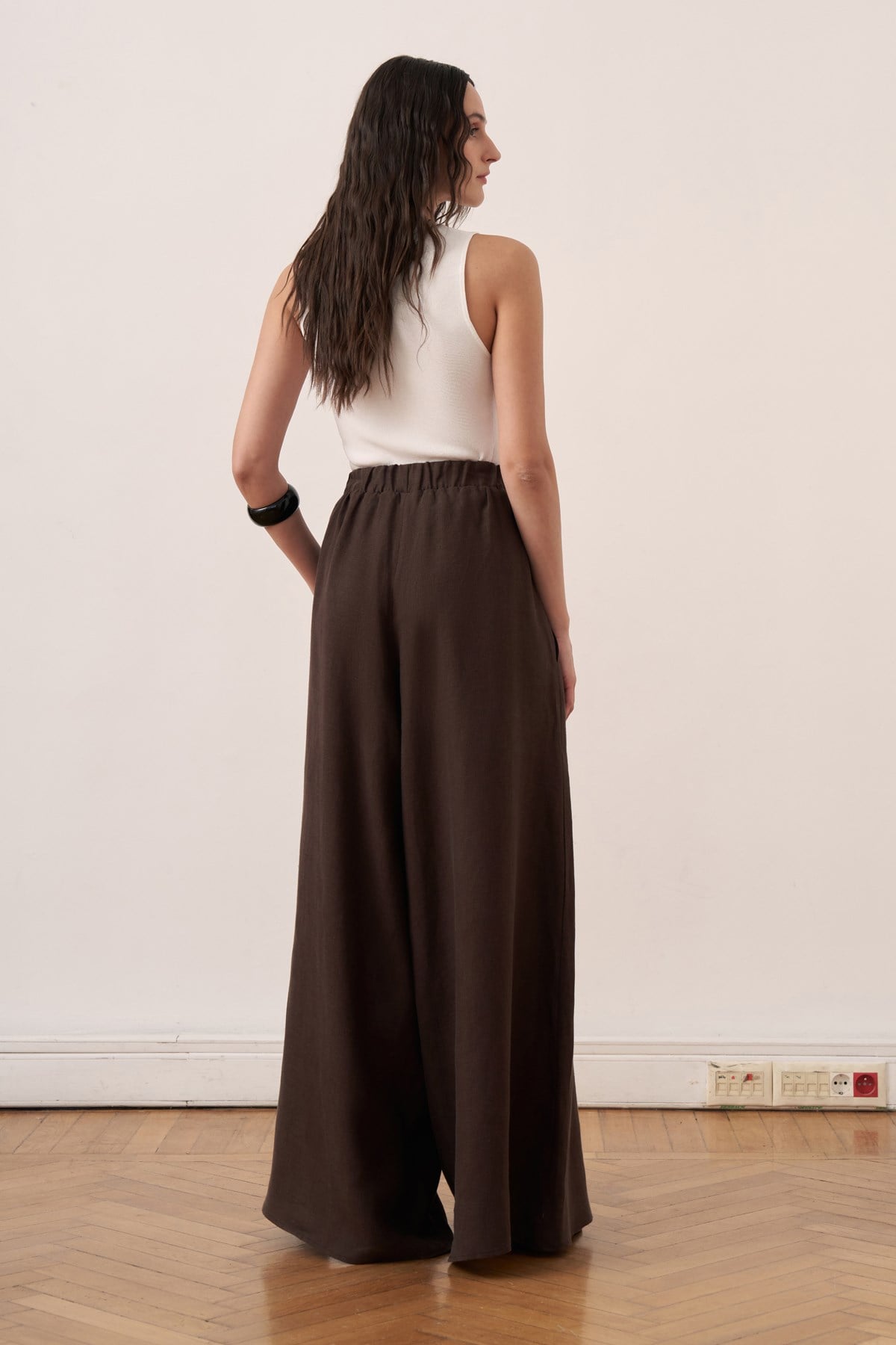 Virella Linen Pants - Dark Brown