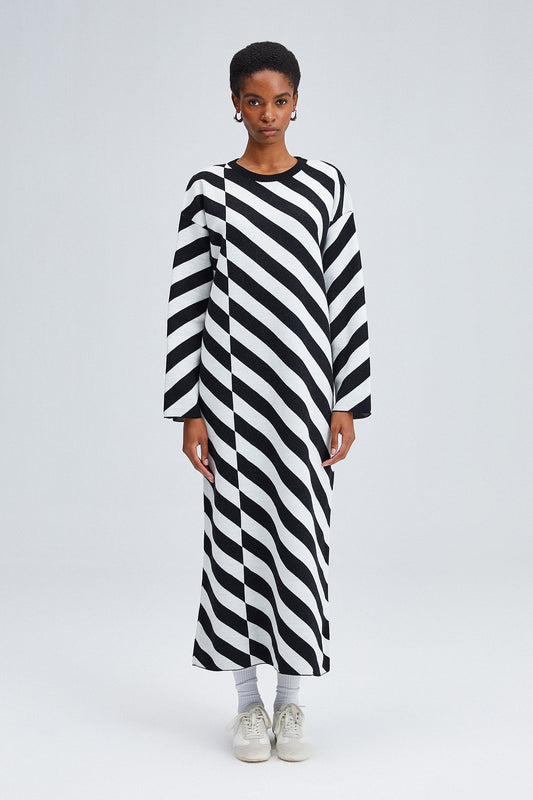 ECRU - STRIPED KNITTED DRESS