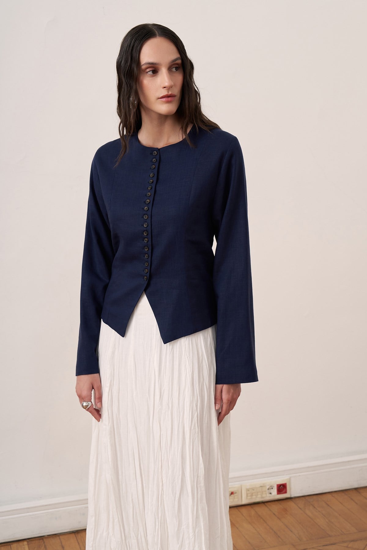 Costera Buttoned Linen Blouse - Navy Blue