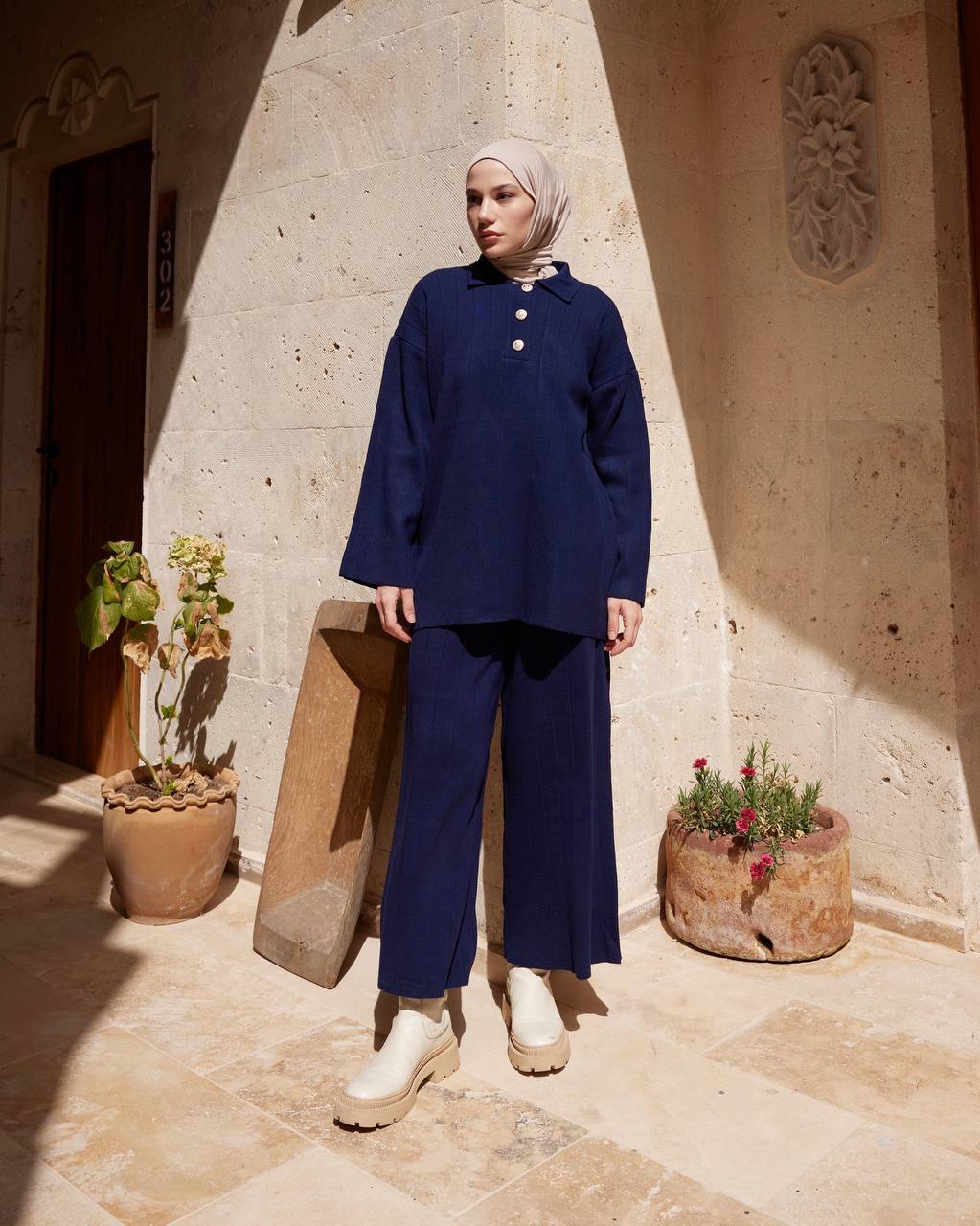 DARK BLUE - KNITTED TOP & TROUSER SET