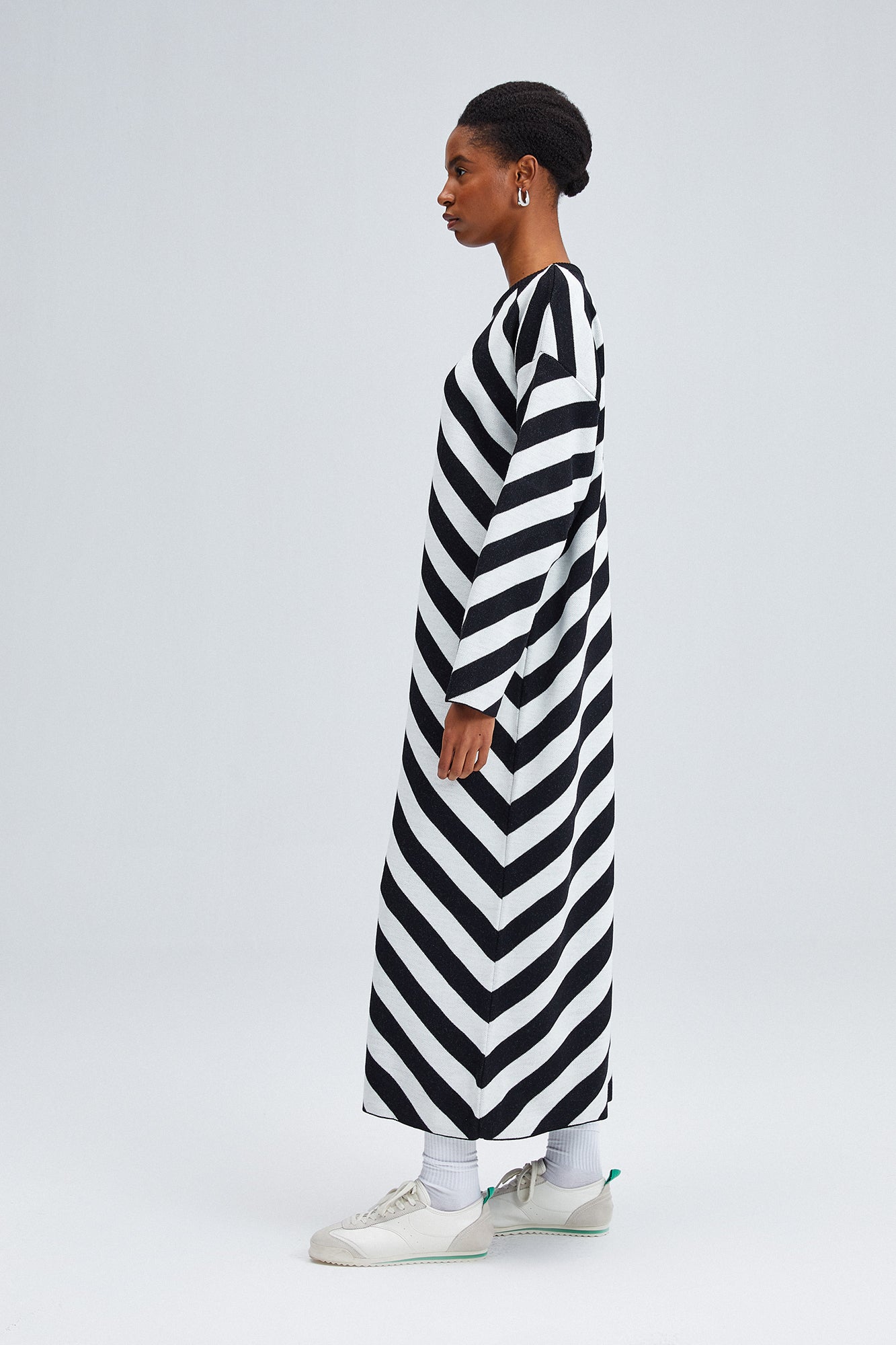 ECRU - STRIPED KNITTED DRESS