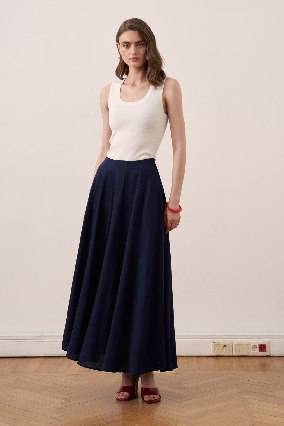 Dorada Linen Skirt - Navy Blue