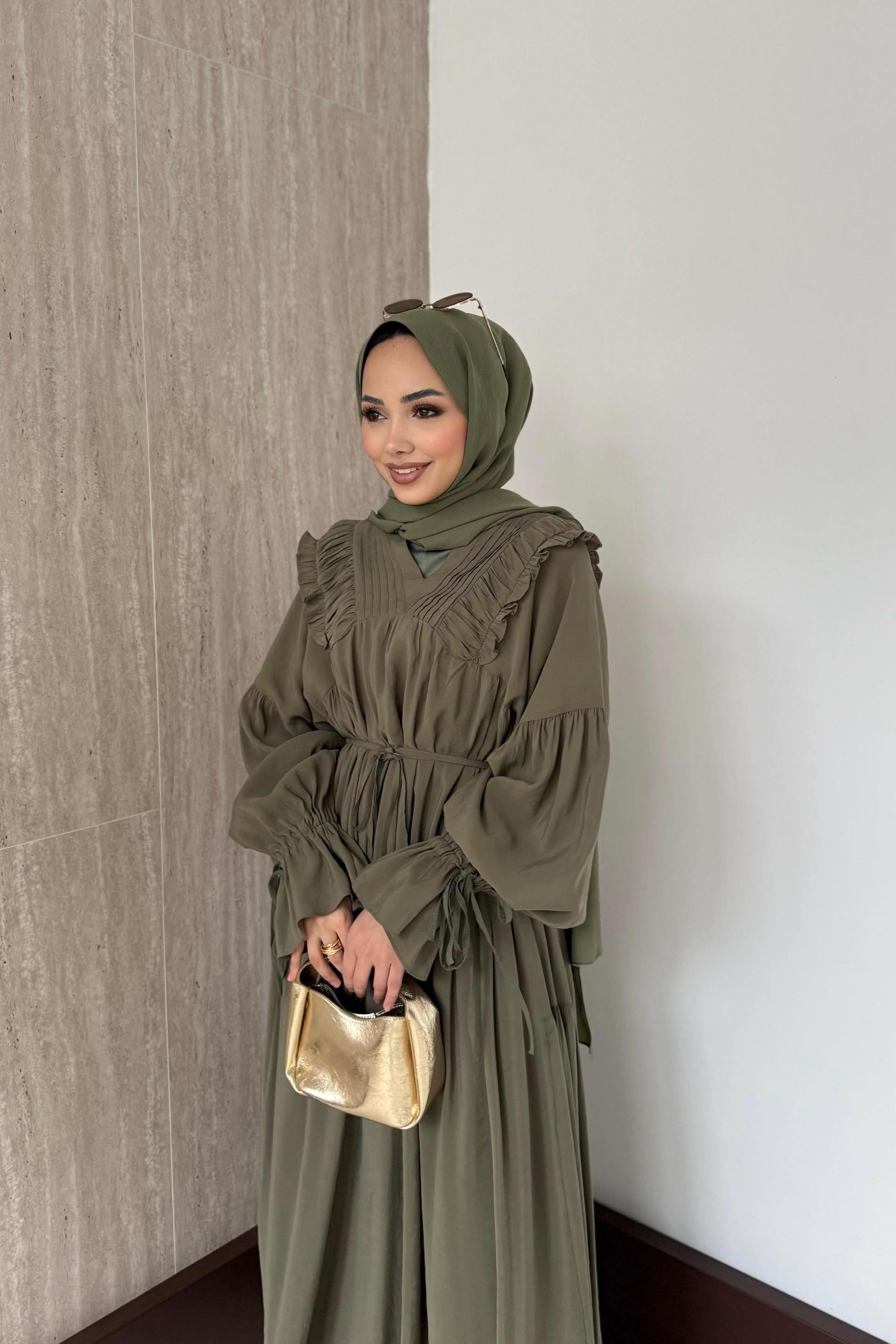 Ela Modal Dress -Olive Green Fue-Bue Store Ela Modal Dress -Olive Green Fue-Bue Store