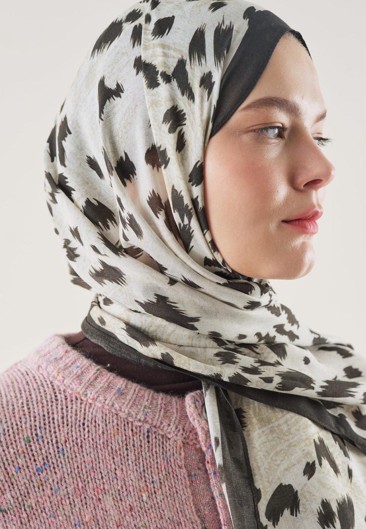 Cheetah Pattern Ramie Scarf