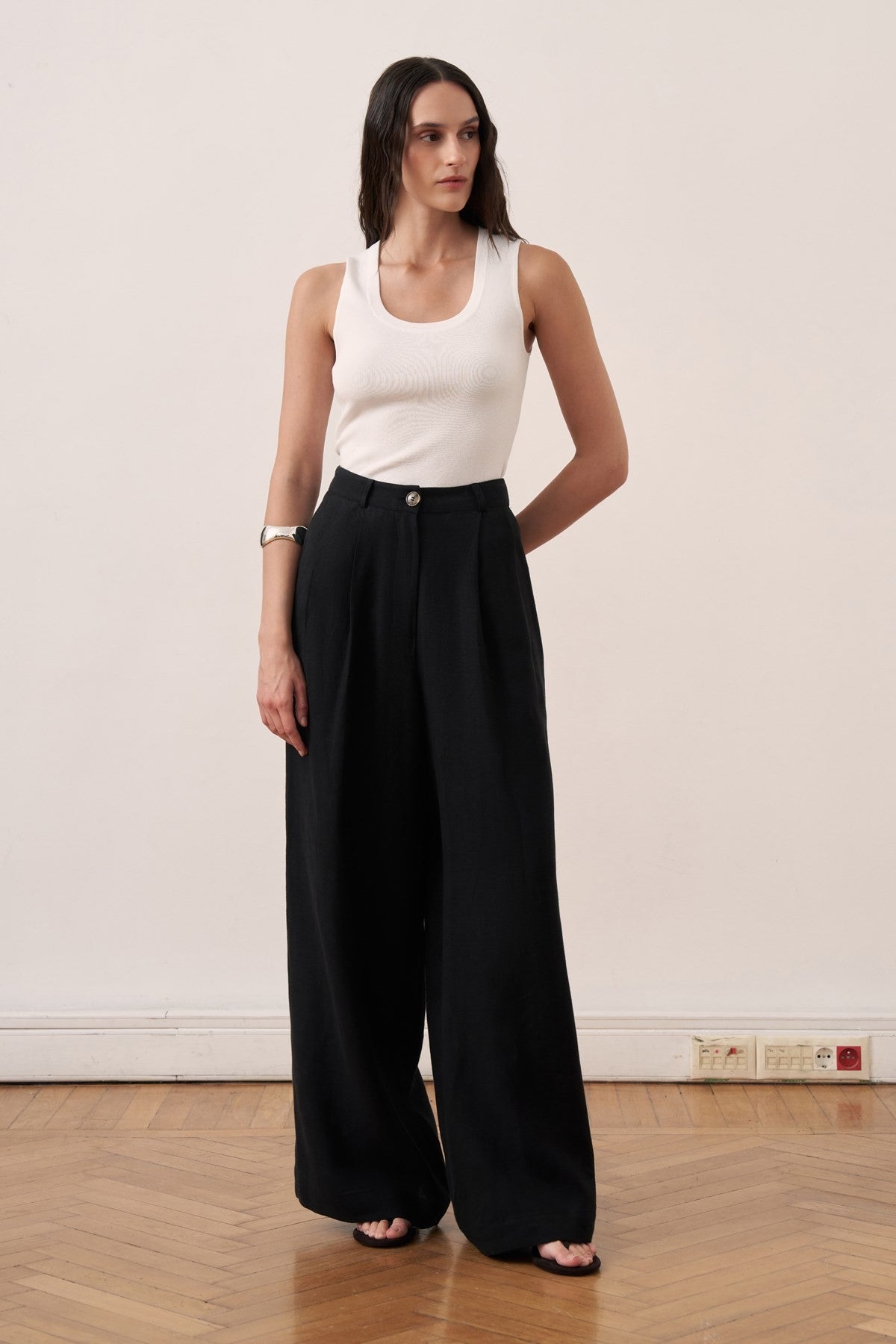 Fendy Linen Pants - Black