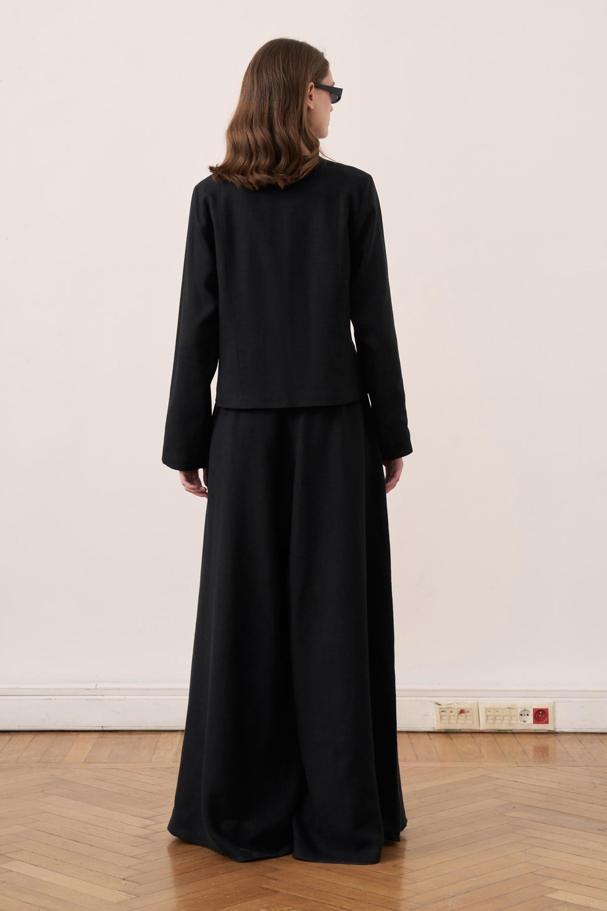 Costera Buttoned Linen Blouse - Black