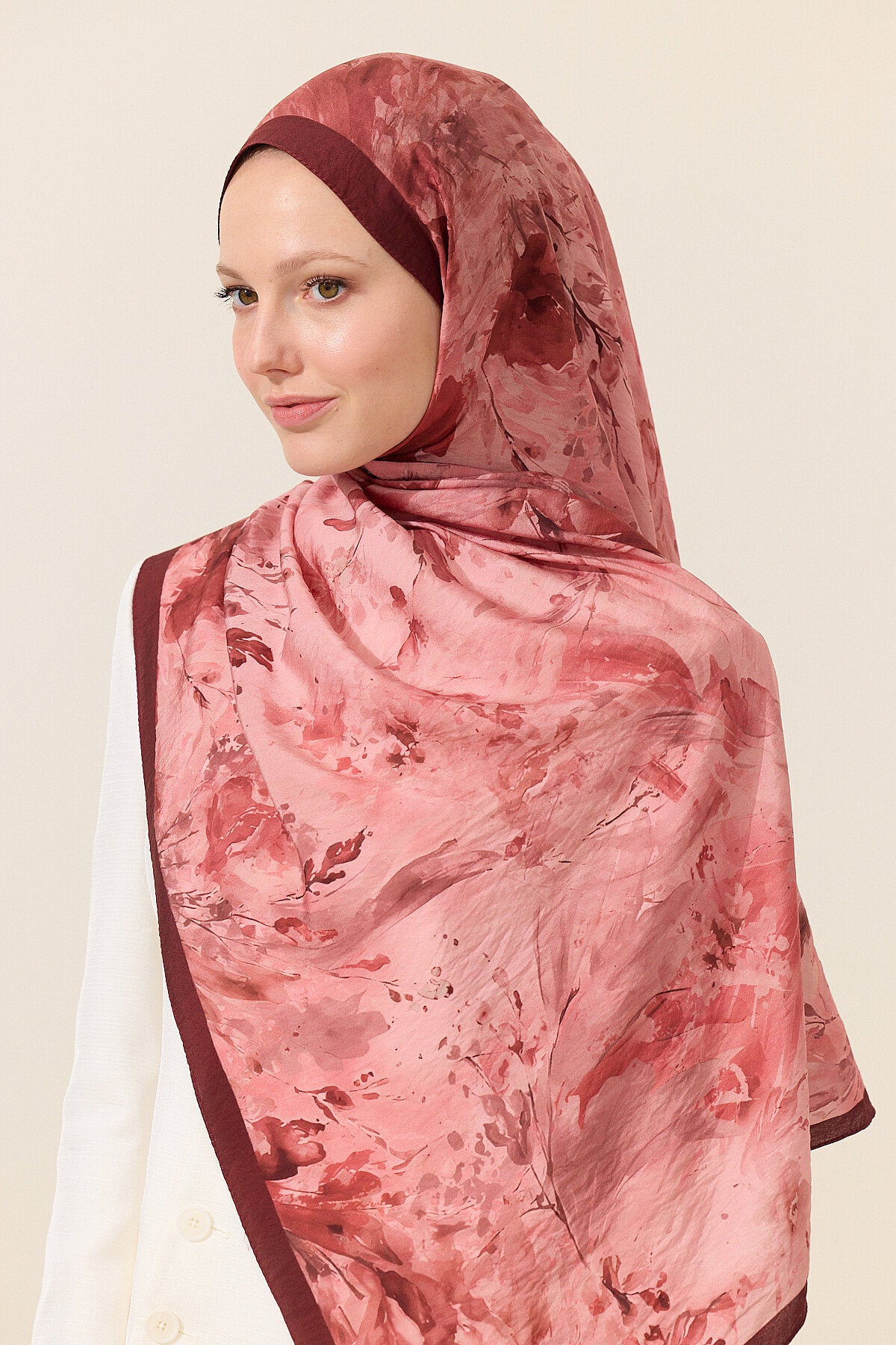Watercolors Printed Hijab-Cherry