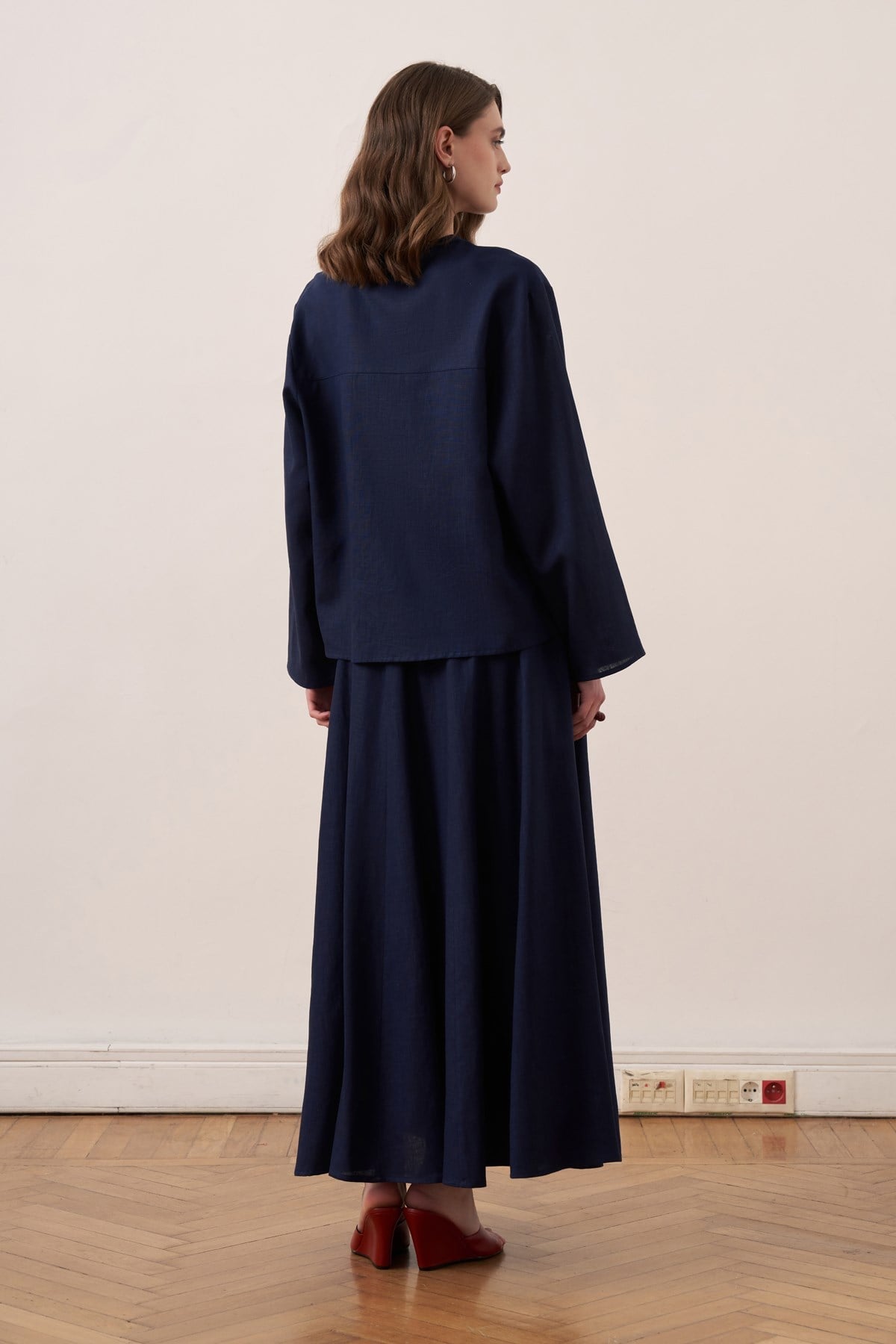 Noor Linen Shirt - Navy Blue