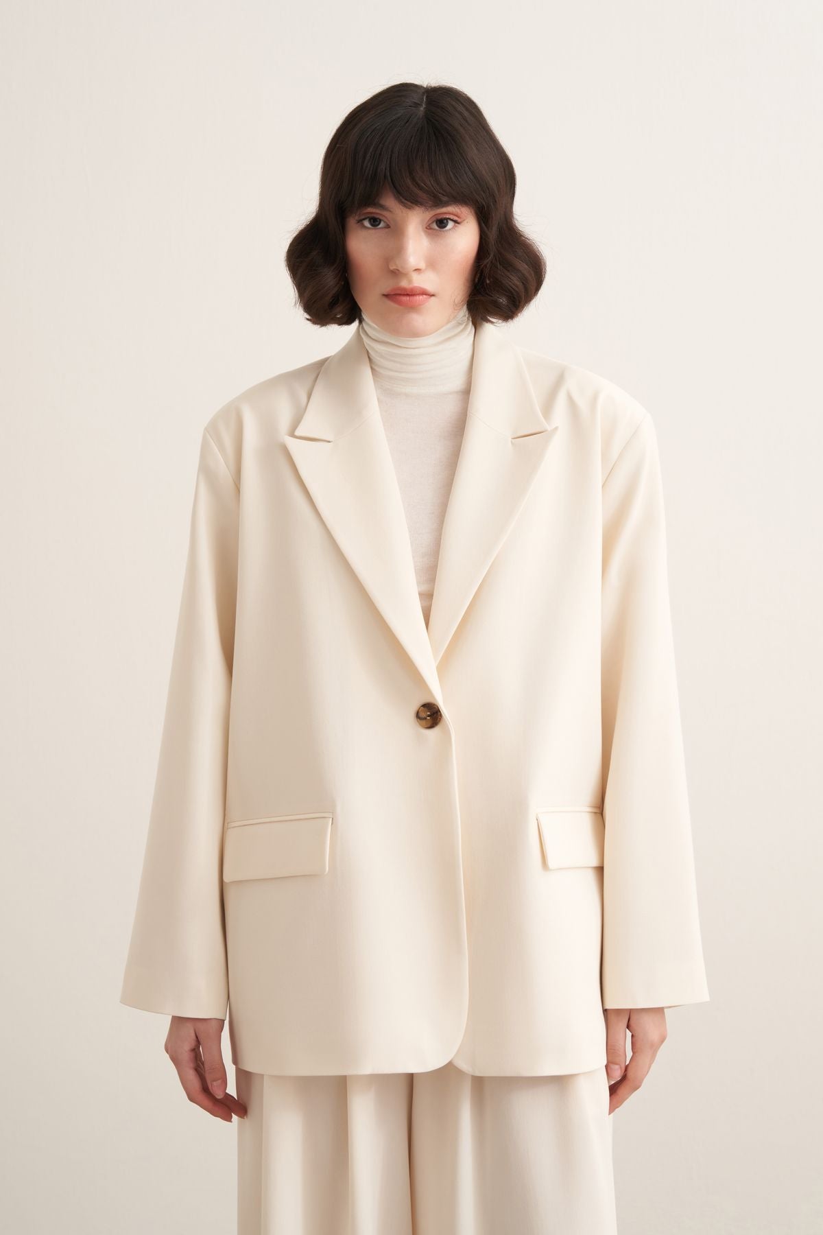 Sahar Oversized Blazer Jacket - Ecru