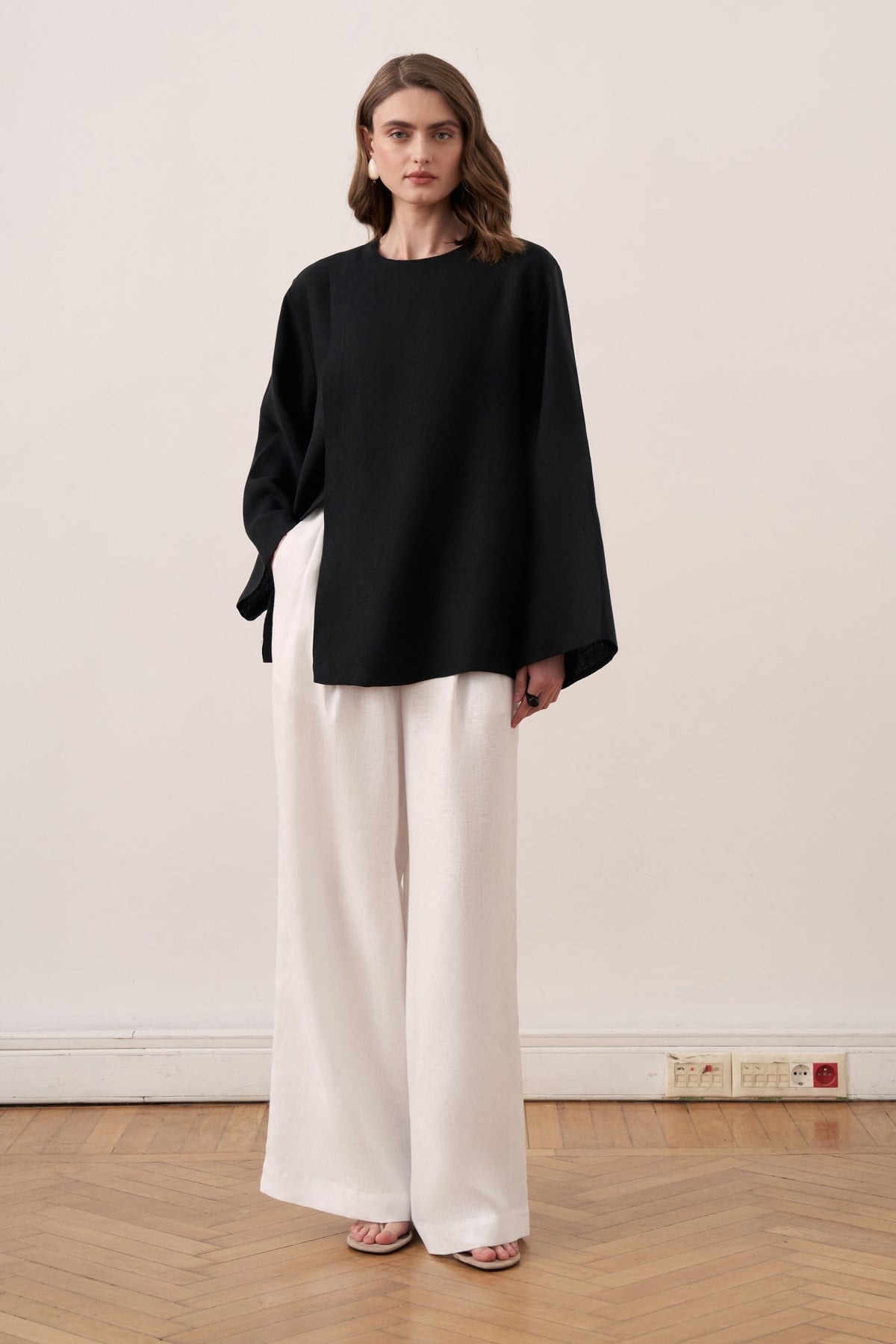 Solmar Belted Linen Blouse - Black