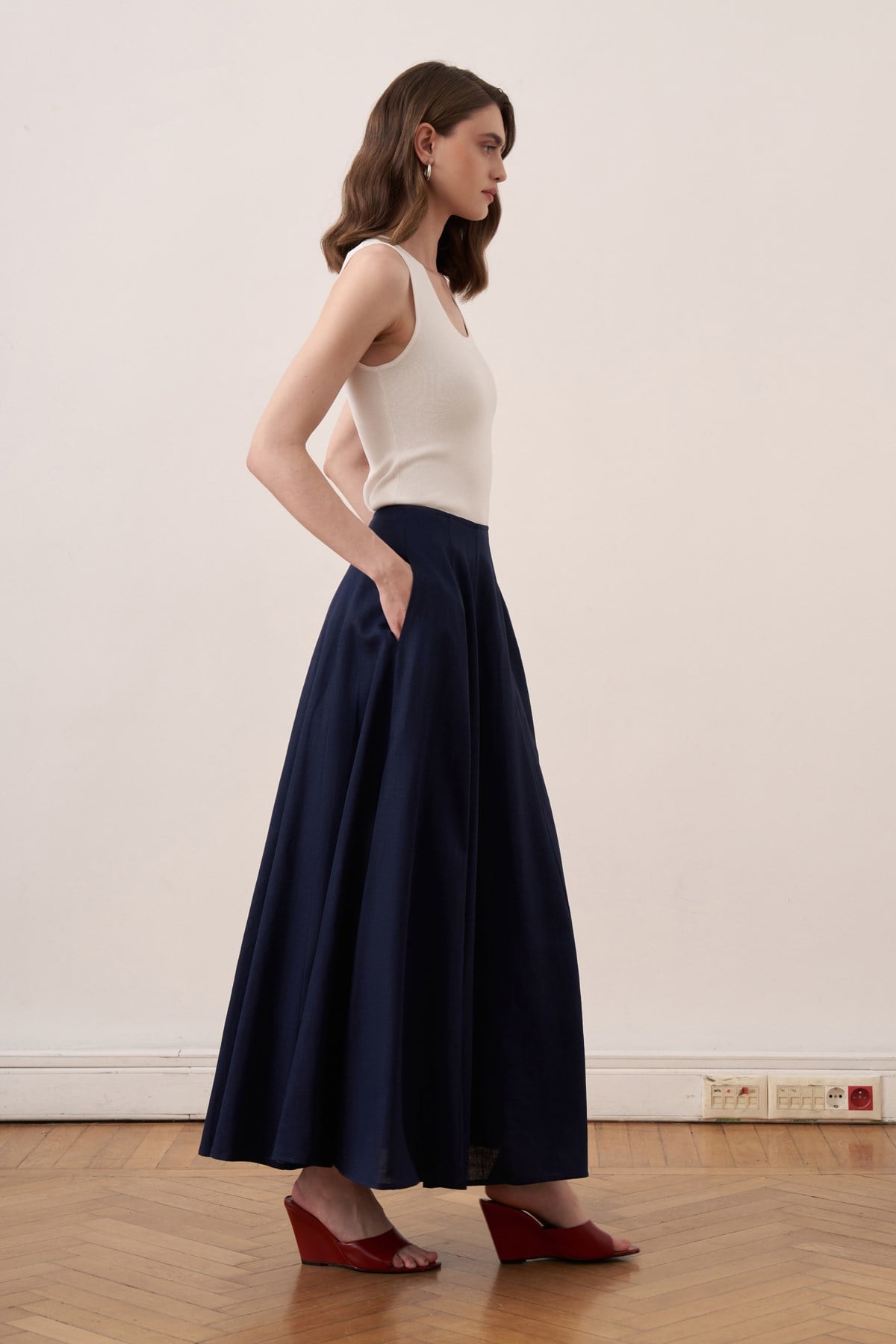 Dorada Linen Skirt - Navy Blue