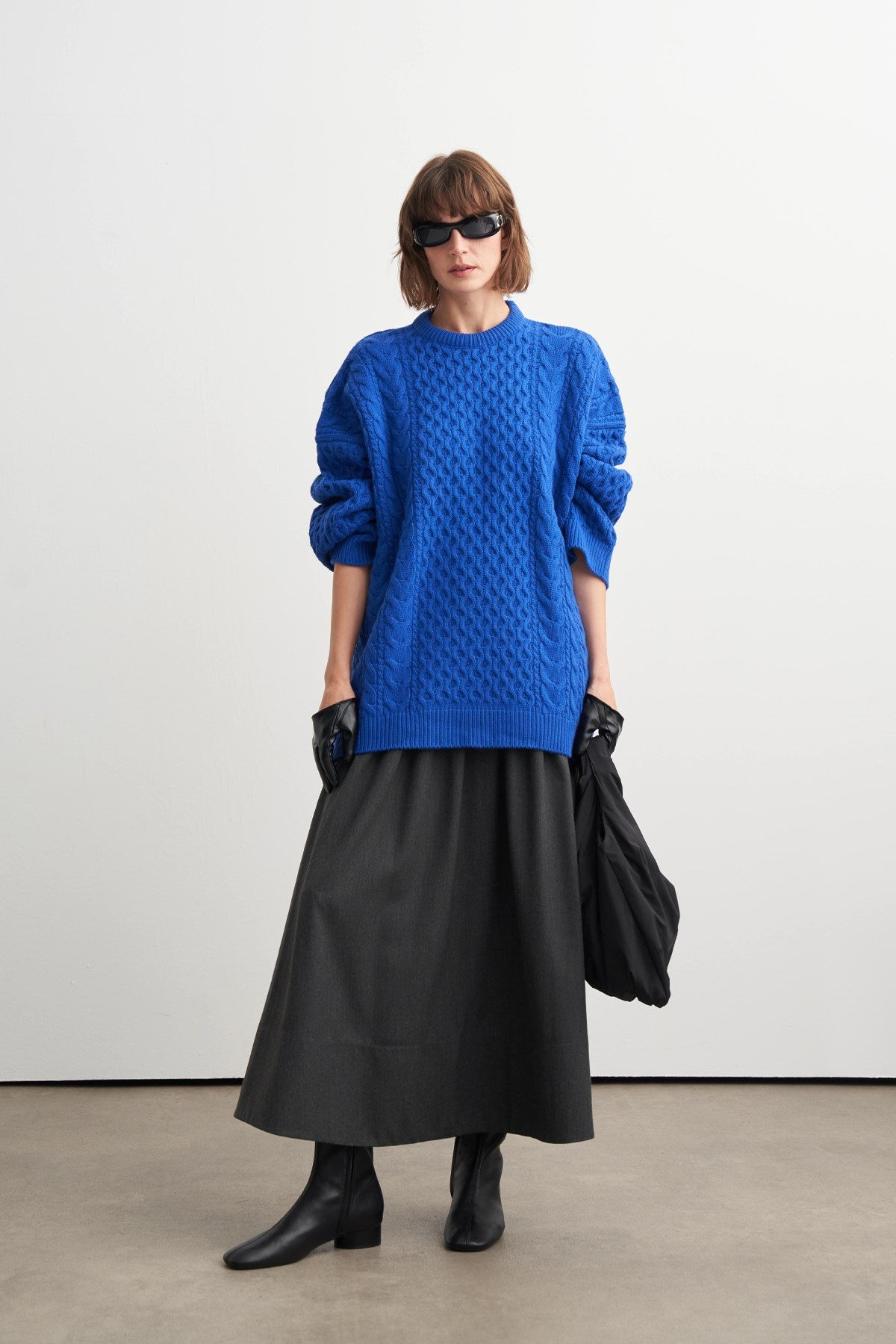 ROYAL BLUE