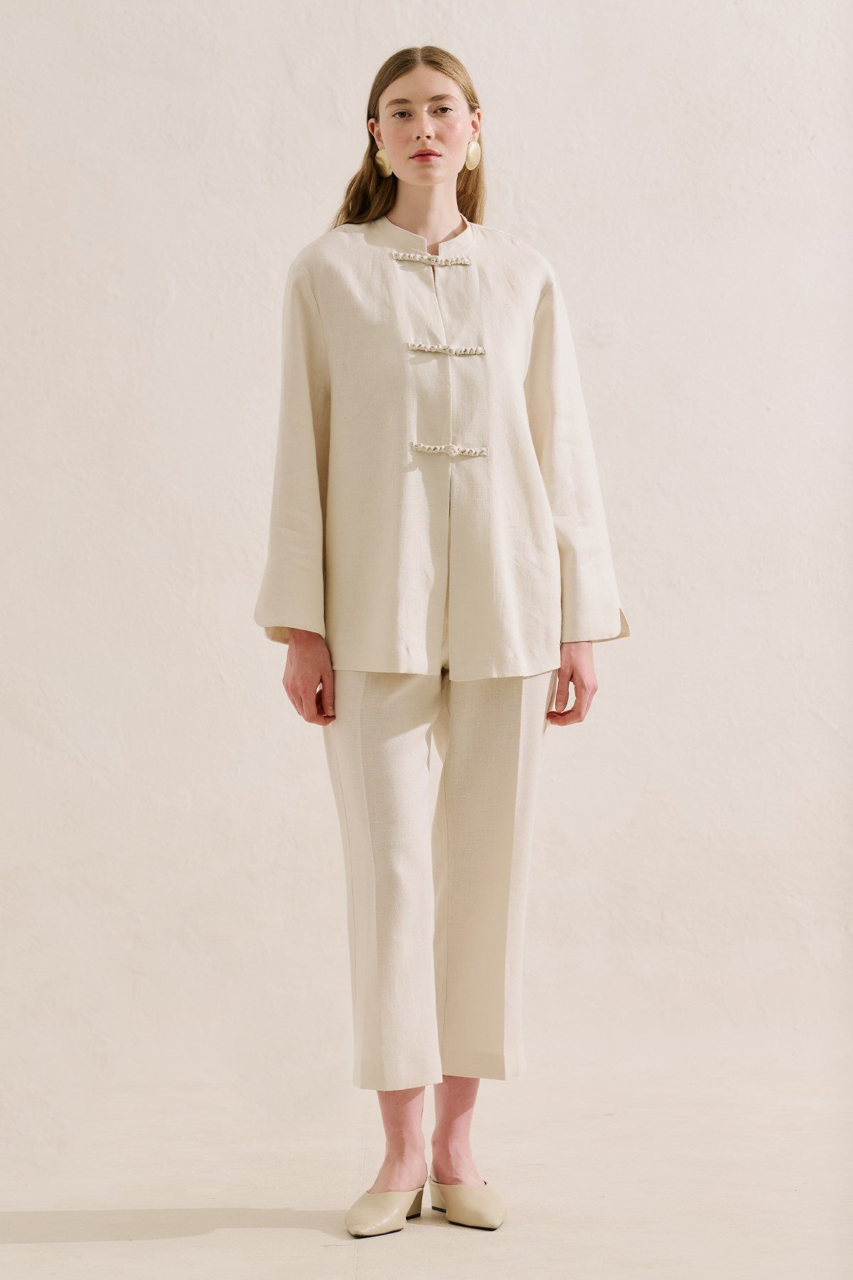 beige