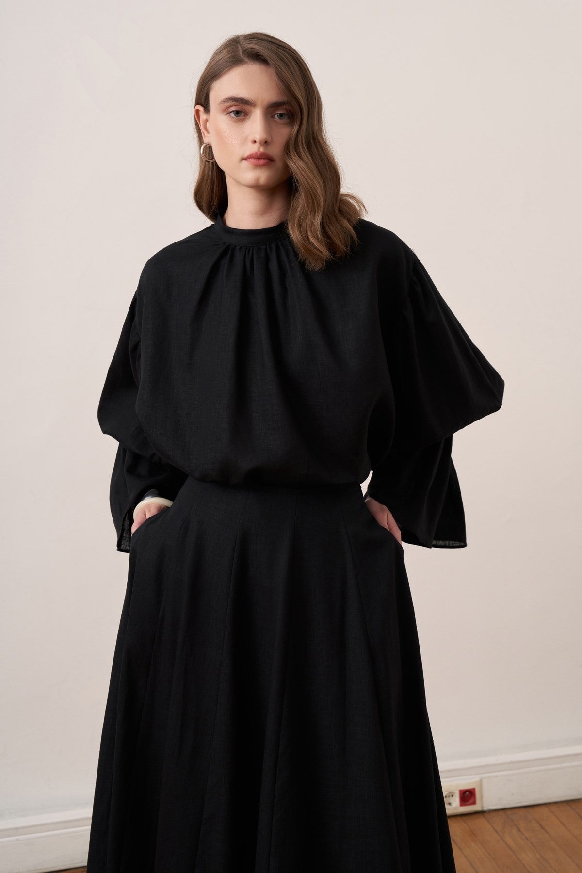 Bellora Gathered Sleeve Linen Blouse - Black