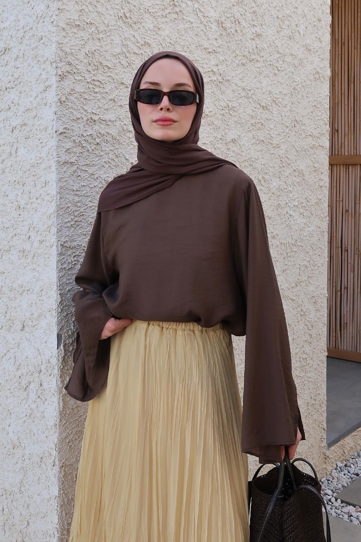 Zyra Blouse - Dark Brown