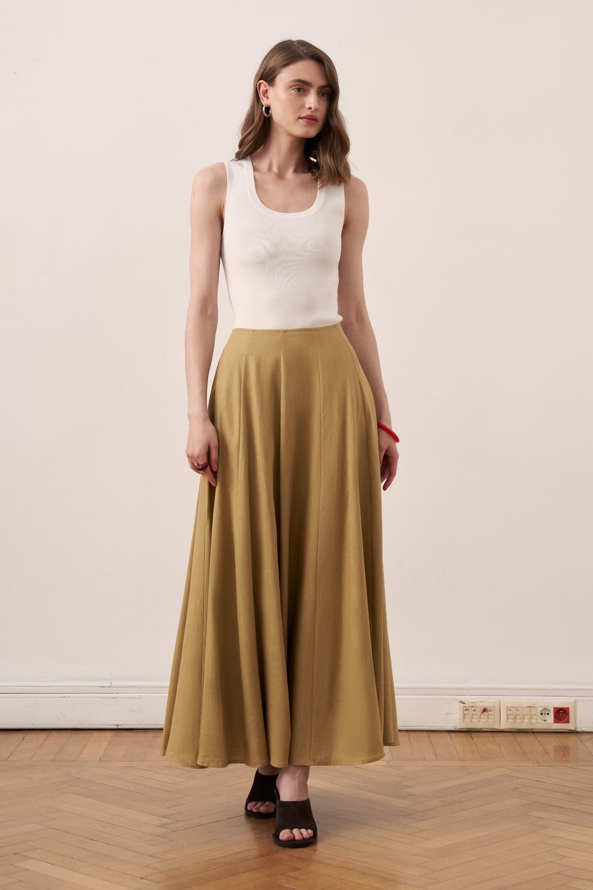 Dorada Linen Skirt - Olive