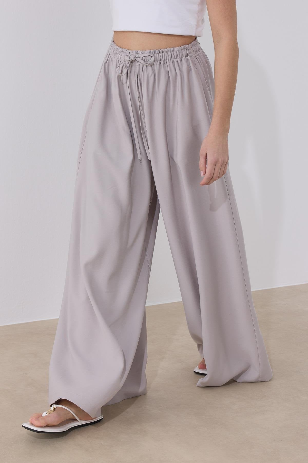Cupro Wide-Leg Pants – Gray
