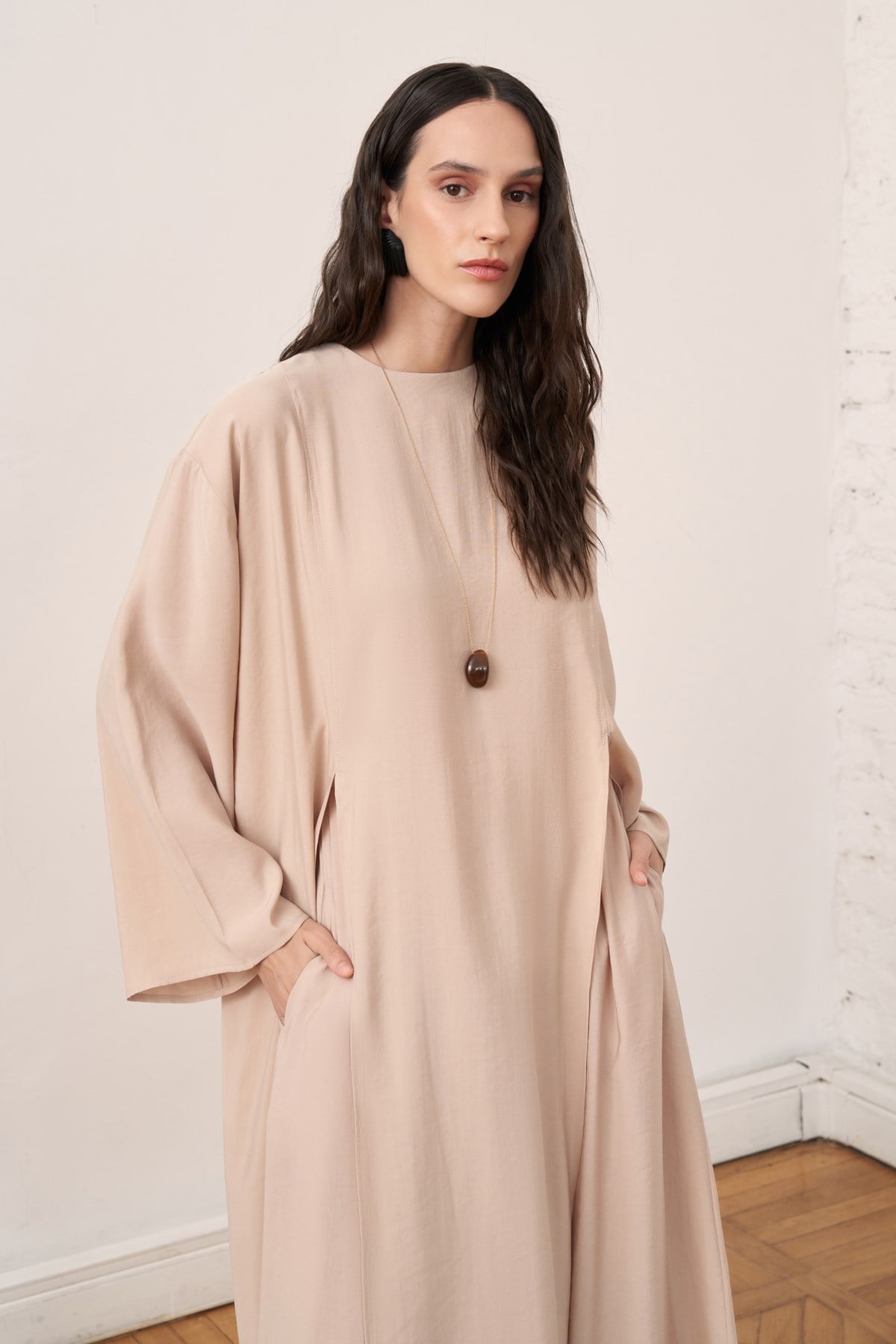 beige