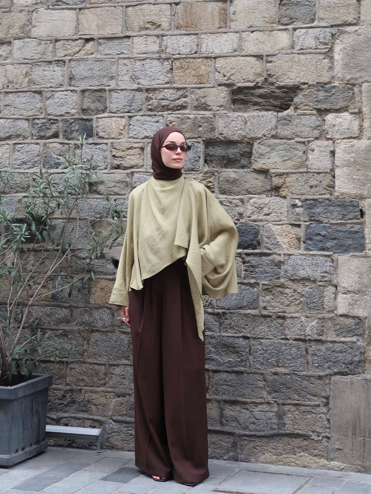 Loren Blouse - Olive Green