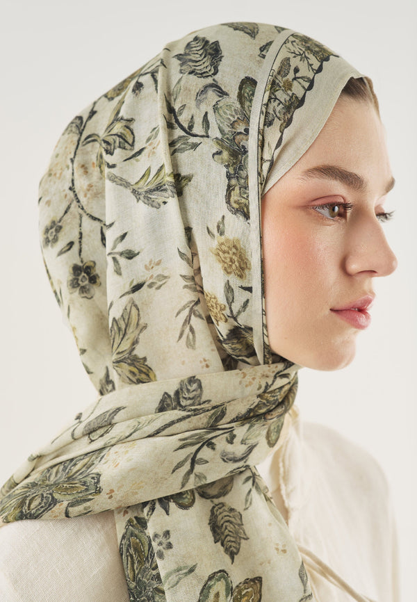 Ethnic Blossom Pattern Soft Viscose Scarf