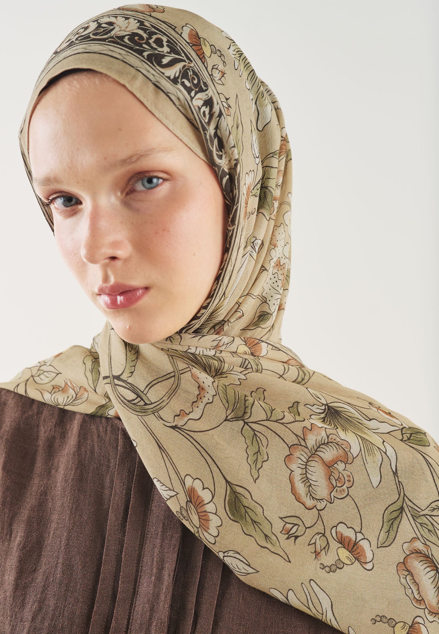 Pure Ethnic Pattern Soft Viscose Scarf