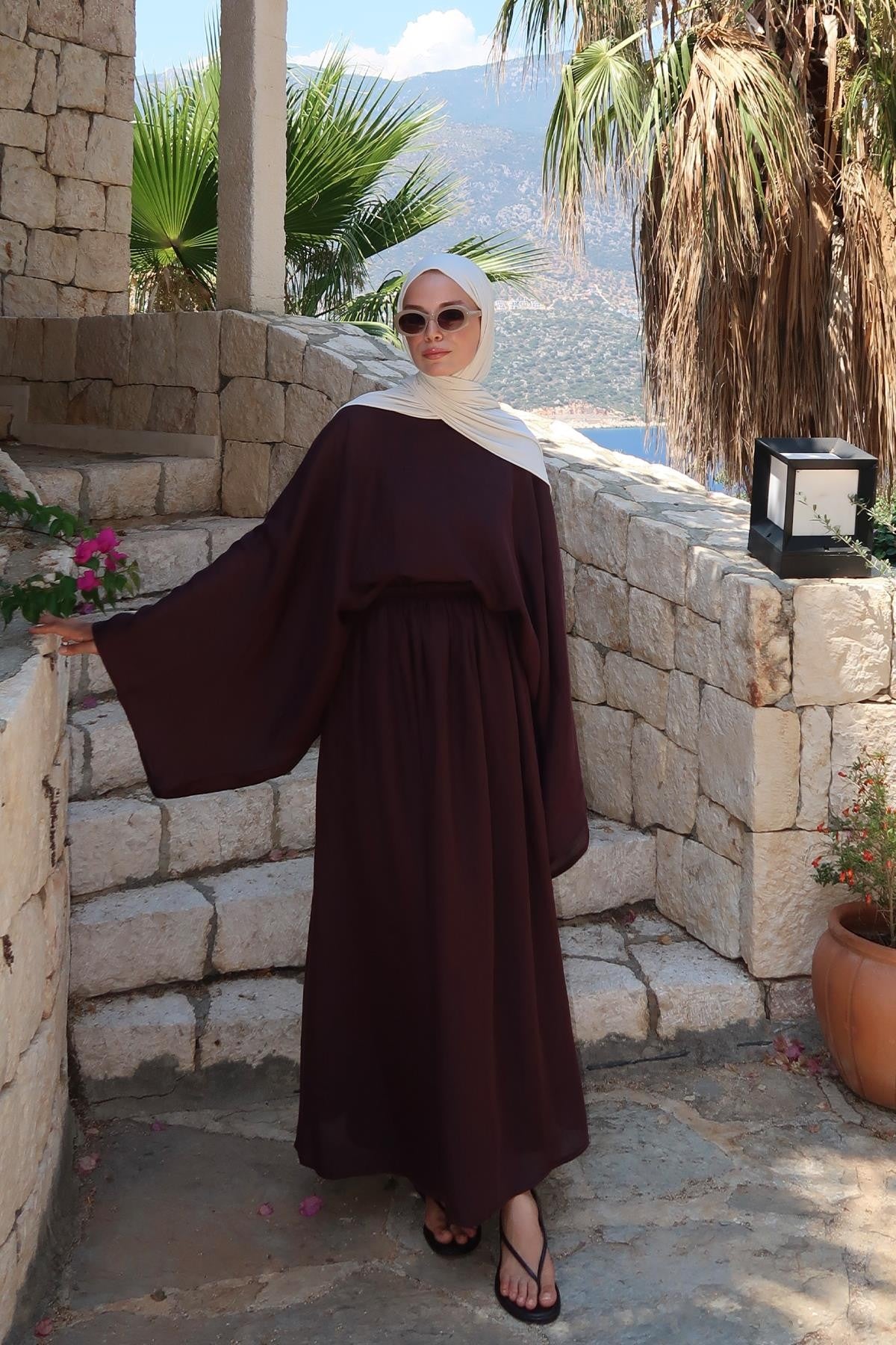 Valenne Linen Set - Burgundy