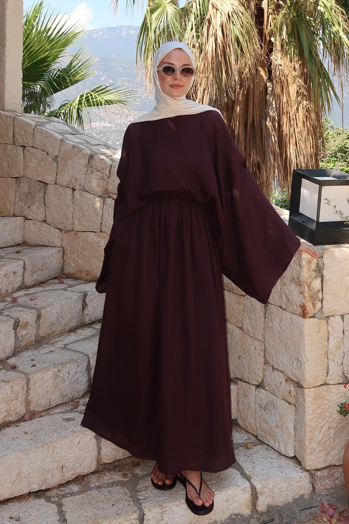 Valenne Linen Set - Burgundy