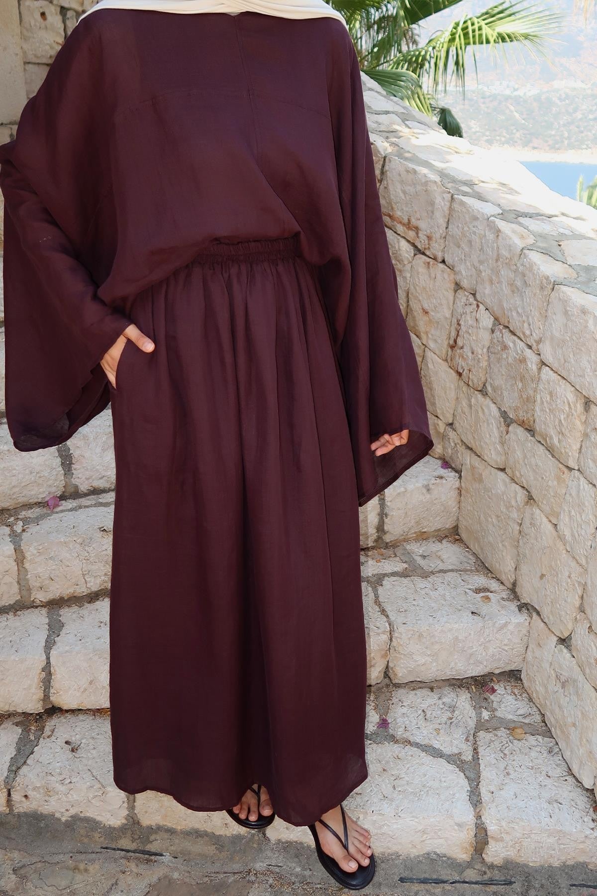 Valenne Linen Set - Burgundy