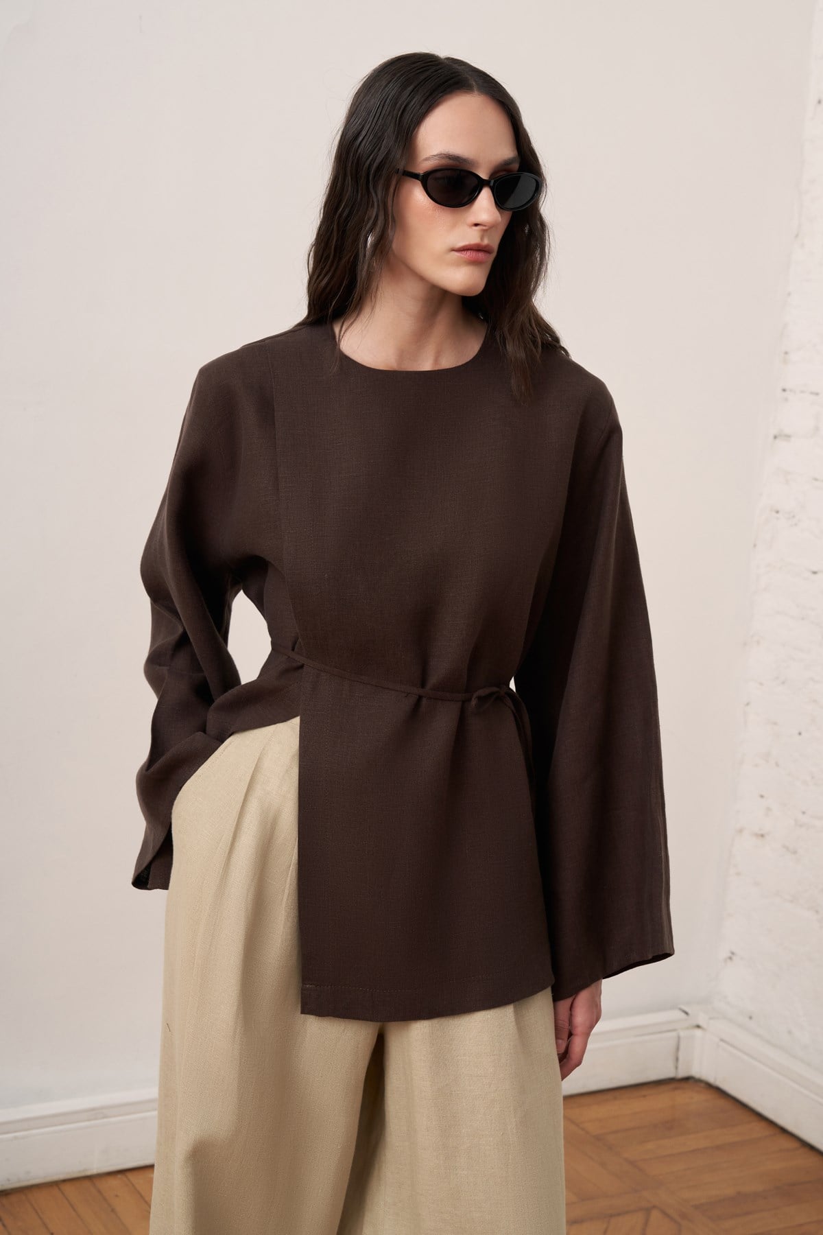 Solmar Belted Linen Blouse - Dark Brown