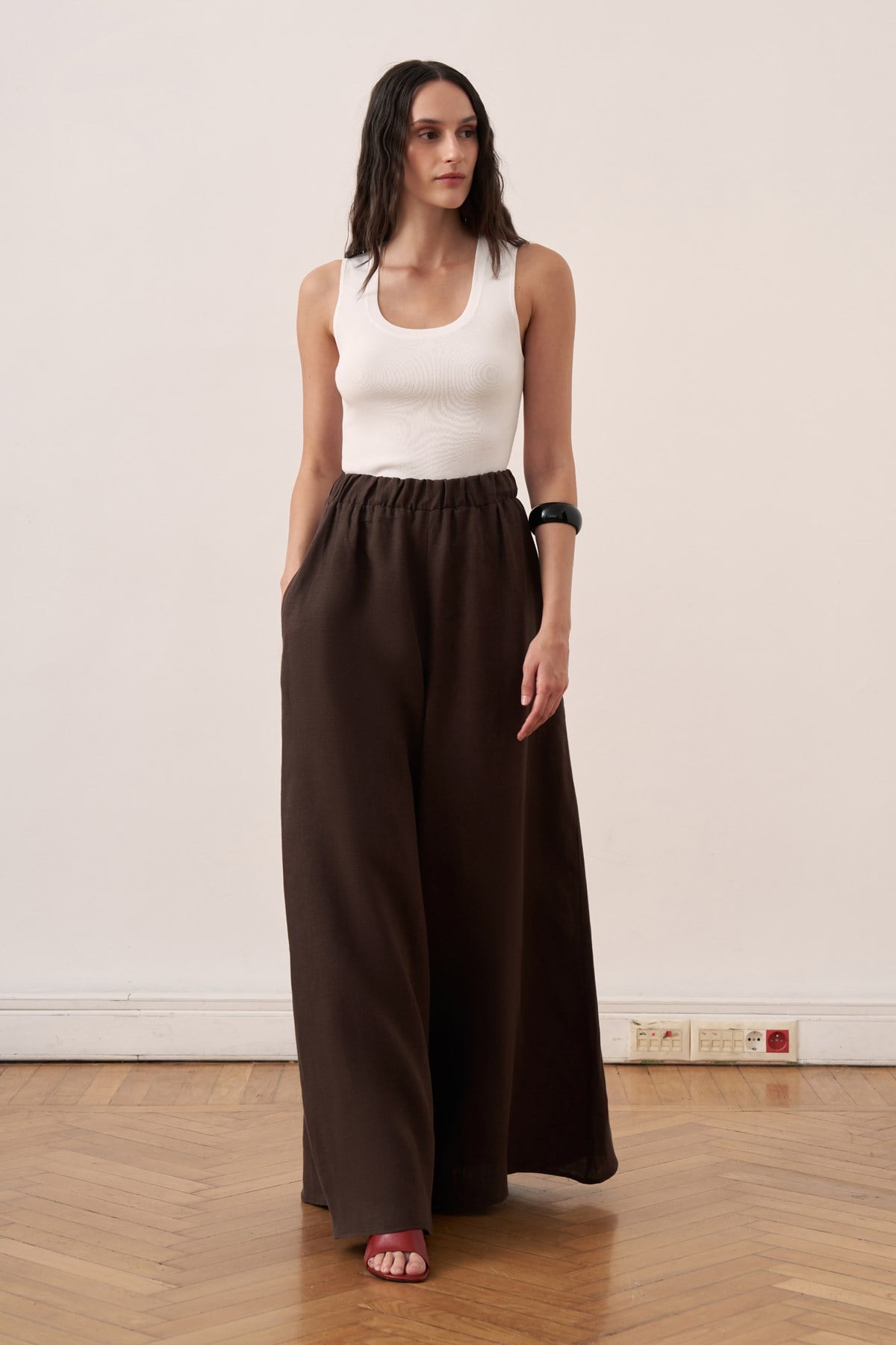 Virella Linen Pants - Dark Brown