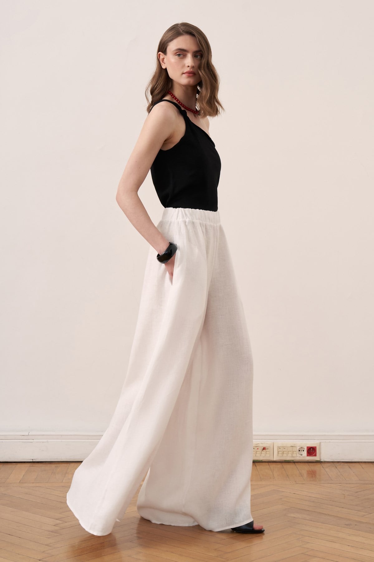 Virella Linen Pants - White